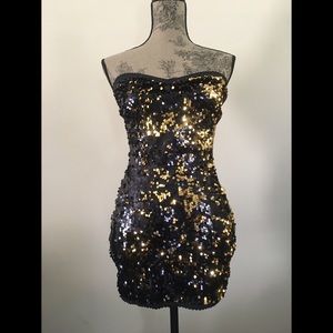 Black/Gold sequins sweetheart strapless mini dress